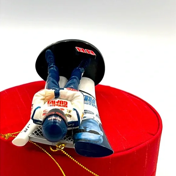 Dale Junior National Guard 88 NASCAR 2008  ornament - Picture 5 of 11